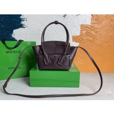 보테가베네타 Arco 인트레치아토 스몰 버건디 토트백